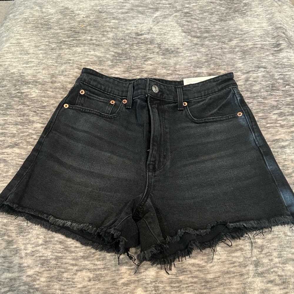 NWT American Eagle Size6/28 Black Frayed Shorts